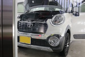 埼玉県からご来店のトヨタ・ピクシスに親水性ガラスコーティングを施工させていただきました