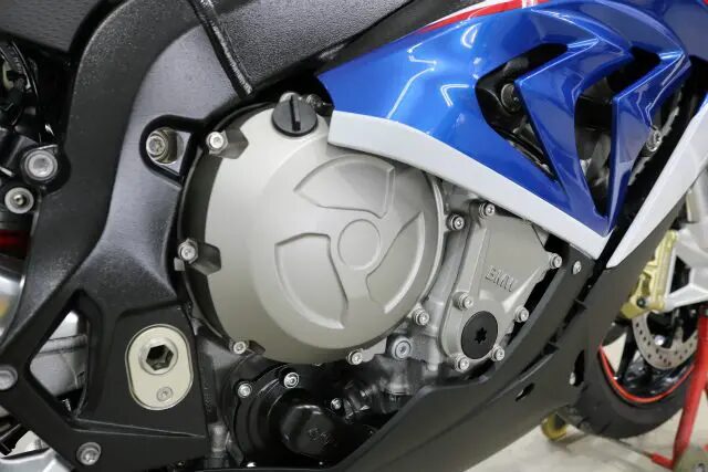 BMWS1000　コーティング施工後の塗装面