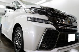 千葉県千葉市からお越しの新車ヴェルファイアに滑水性のカーコーティング『エシュロンナノフィル』を施工させていただきました。