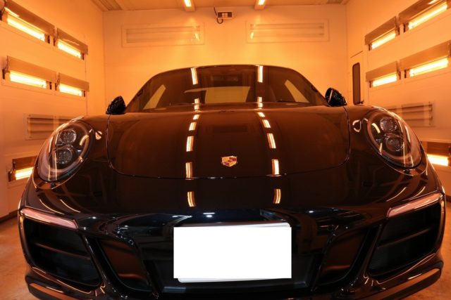 新車ポルシェ911カレラＧＴＳにセラミックコーティング
