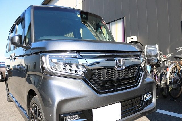 埼玉県春日部市の新車ホンダN-BOXに超親水性ガラスコーティングを施工 