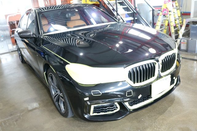 BMW　研磨作業