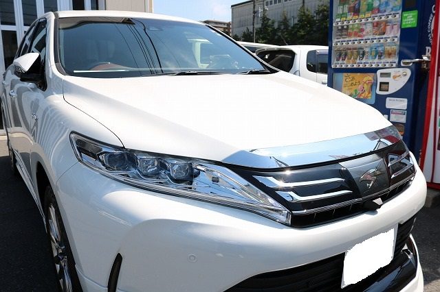 トヨタハリアーに従来比15倍の固いガラスコーティングを施工させて頂きました!茨城県常陸太田市よりご来店ありがとうございました!