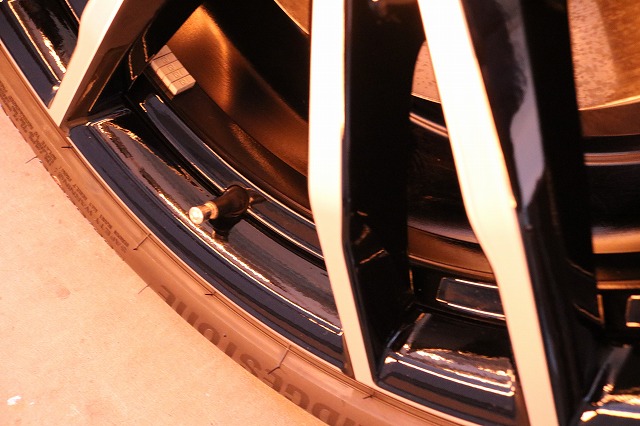 BMW3 ホイールコートのバリアタフコートを施工　ホイール焼き付けの画像
