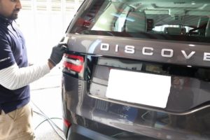 滑水性カーコーティングをランドローバーディスカバリーに施工