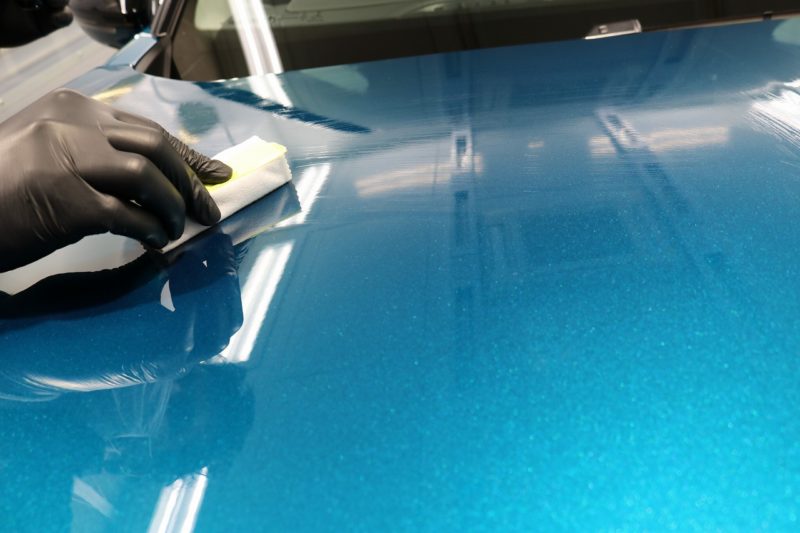 シトロエンDS3クロスバックに親水性のカーコーティングを施工　コーティング塗布の画像