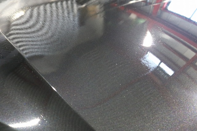 BMW 850iにカーコーティングを施工　コーティング塗布の画像