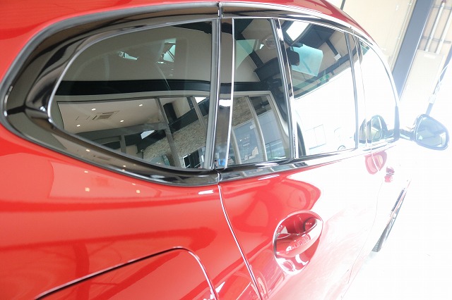 BMW X4にカーコーティング施工後　サイドガラスの画像