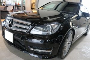メルセデスベンツC200にカーコーティングを施工