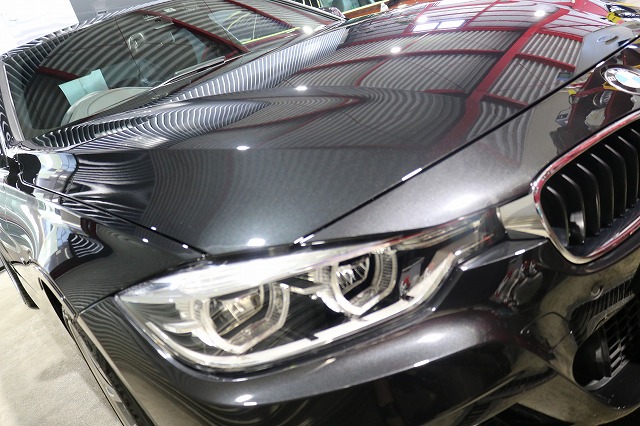 BMW320iにガラスコーティング施工後　ボンネット画像