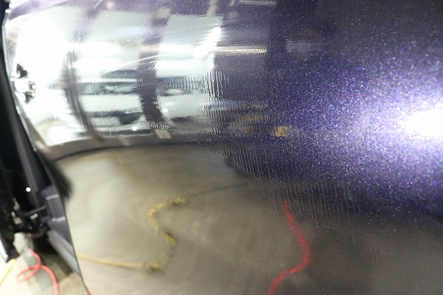 新車 トヨタのアルファードにカーコーティングを施工　コーティング塗布の画像