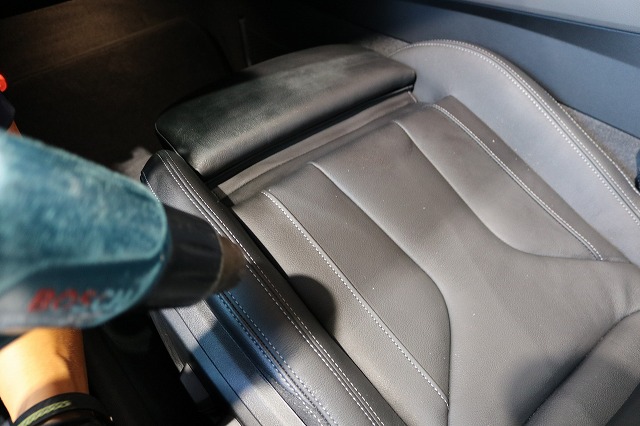 BMW Z4にクリアガード施工　乾燥画像