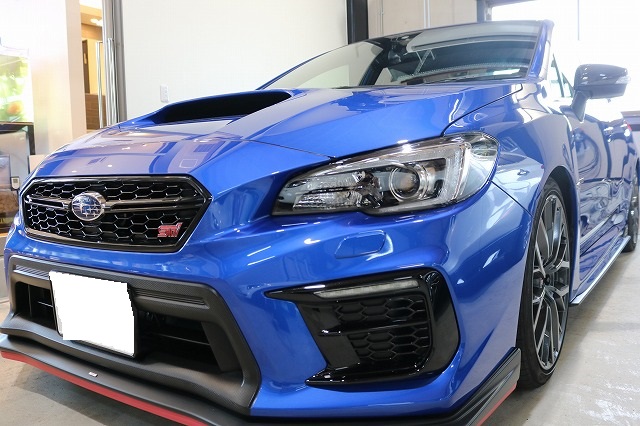 スバルWRXにヒールプラス施工後　正面画像