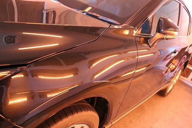 トヨタハリアーにカーコーティング施工 遠赤外線焼き付け画像