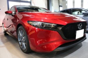 マツダ3 ファインラボヒールライト施工画像