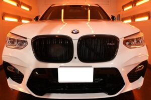 BMWX3 ファインラボヒールライト　コーティング画像