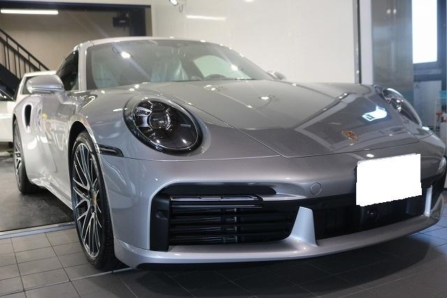 東京都千代田区　ポルシェ911ターボ　カーコーティング