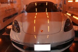 東京都　中央区　レポルシェボクスターGTS　セラミックコーティング