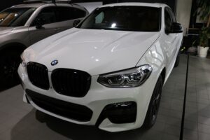 BMW.Ⅹ4にカーコーティング施工。千葉県市川市よりお越しのお車に【SCHILD GLATTE】のアイキャッチ画像