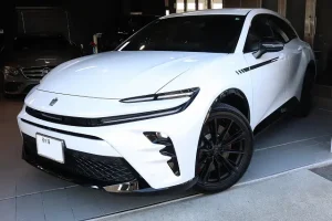 TOYOTAクラウンスポーツ　アイキャッチ