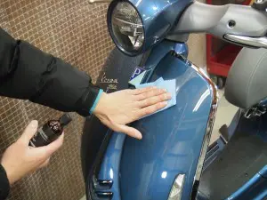 フランス車ベスパ　バイクコーティング