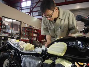 カワサキＷ800　バイクコーティング