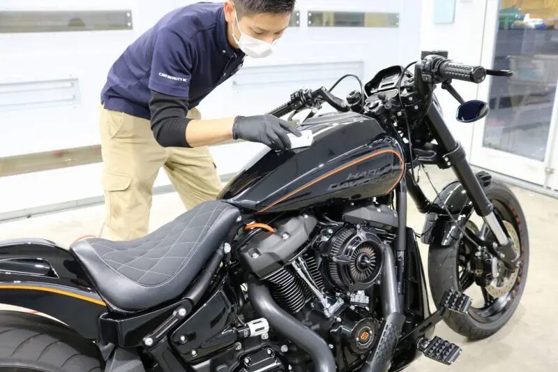 ハーレーダビッドソン バイクコーティング拭き取り
