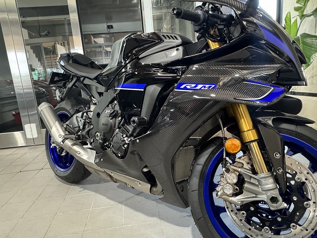 ヤマハ　YZF-R1M　バイクコーティング