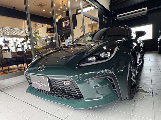 300 | ガラスコーティング,カーコーティング施工実績CBIIC GR86 RZ Ridge Green Limited セラミックコーティング施工後の写真
