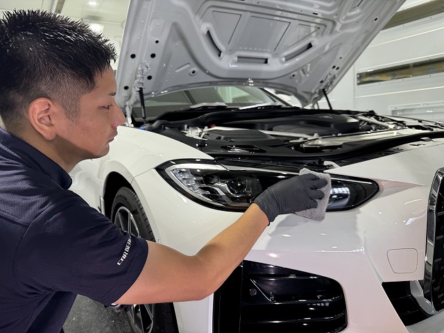 BMW420i　セラミックコーティング塗布作業中　千葉