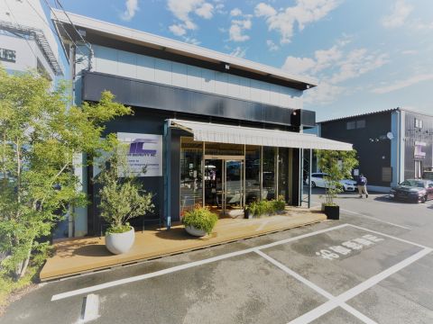 IICの店舗外観