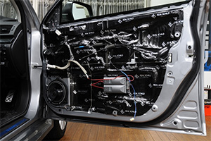 デッドニング レアルシルト匠施工 トータルカービューティiic