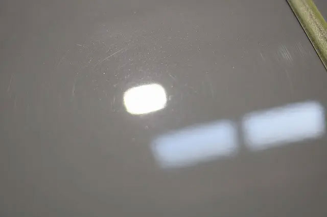 千葉県　成田市 カーコーティング施工事例 ポルシェ911　研磨作業前のボンネット画像