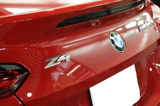 埼玉県　越谷市　カーコーティング　BMW Z4のトランクの写真