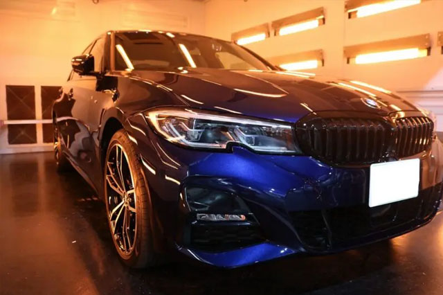 江東区　BMW330e 　セラミックコーティング　遠赤外線ブース　強制乾燥中の画像